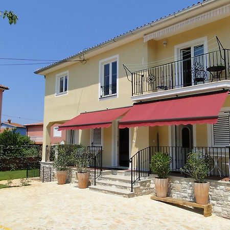 Villa Ester Umag Exterior photo